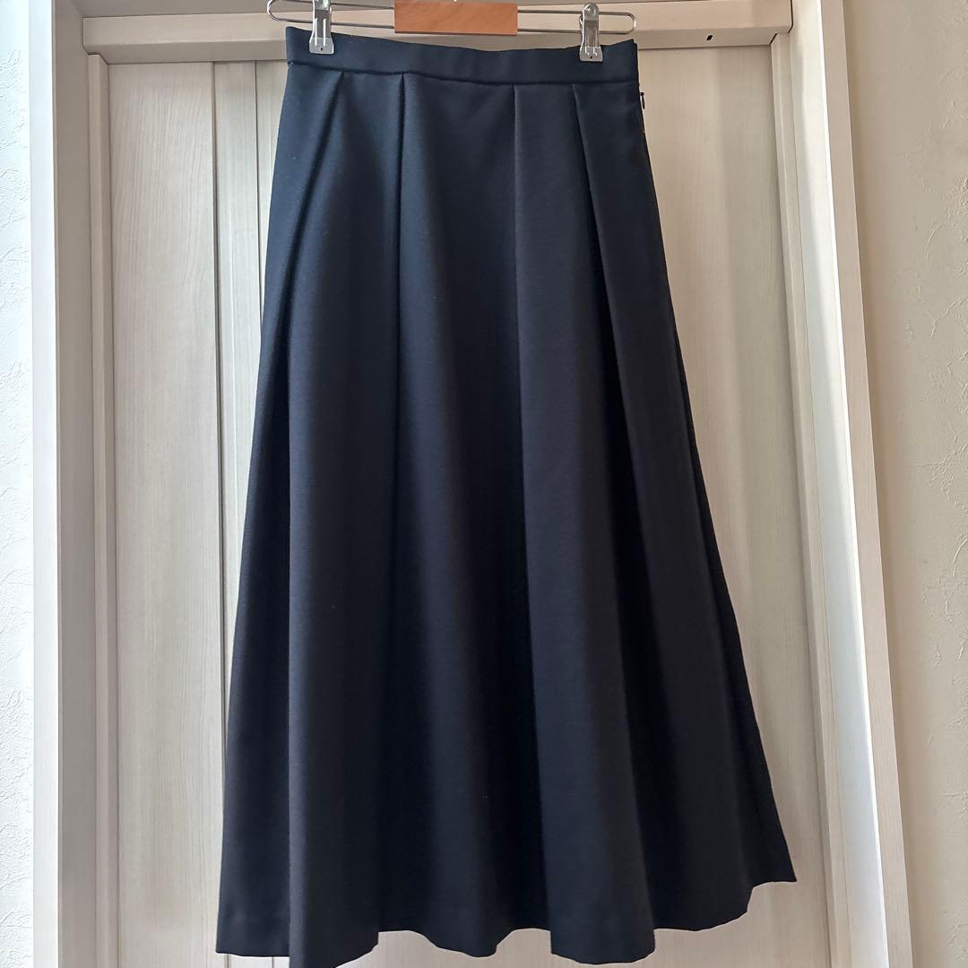 2024年　23区　ウール　タックフレアスカート 38