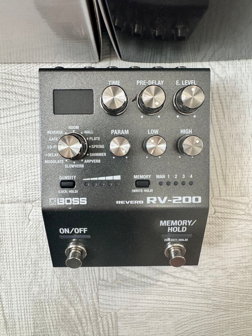 BOSS リバーブエフェクター RV-200