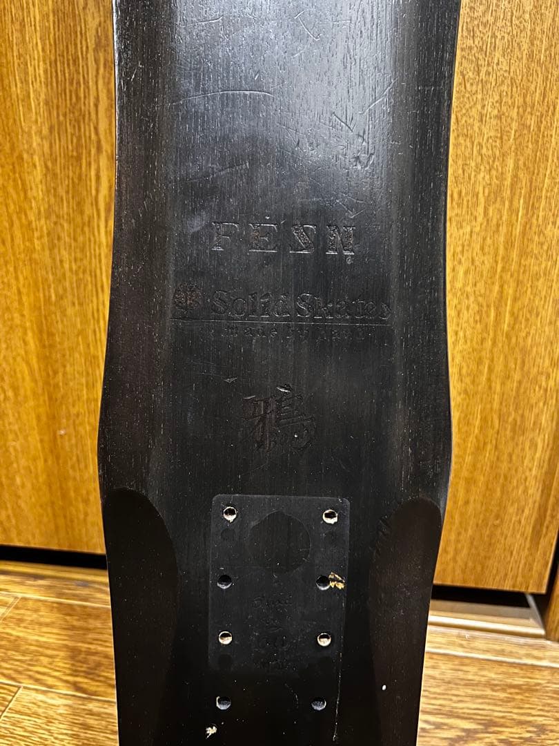 FESN 鴉　bomb solid skates デッキ　クルーザー　スケボー