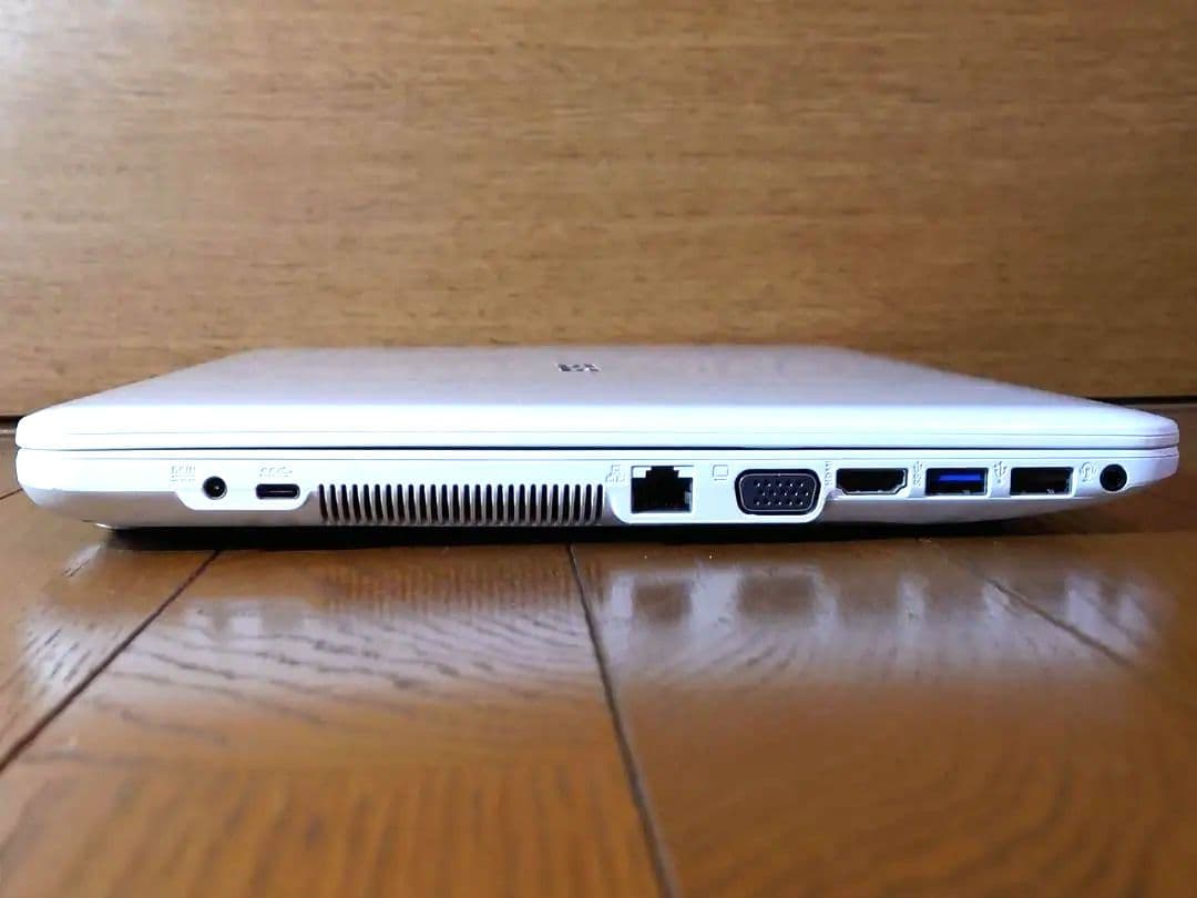 【美品】ASUS VivoBook X540L ホワイト