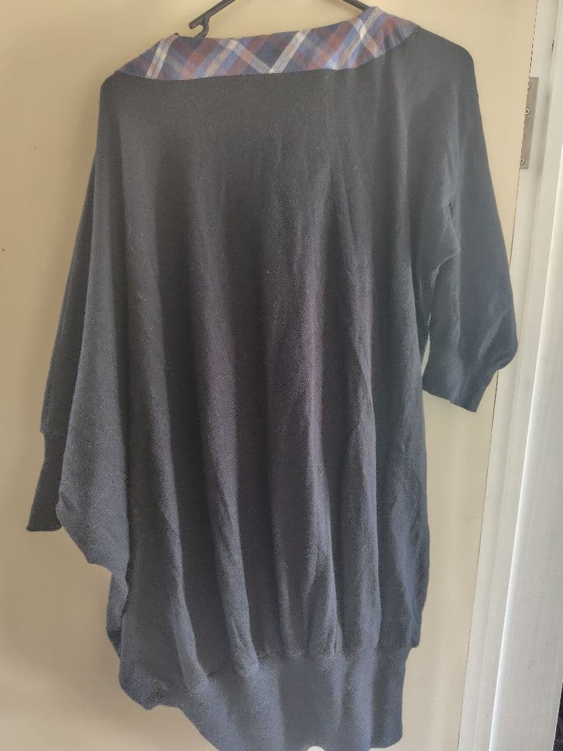 リボン付きチェック襟のカジュアルワンピース