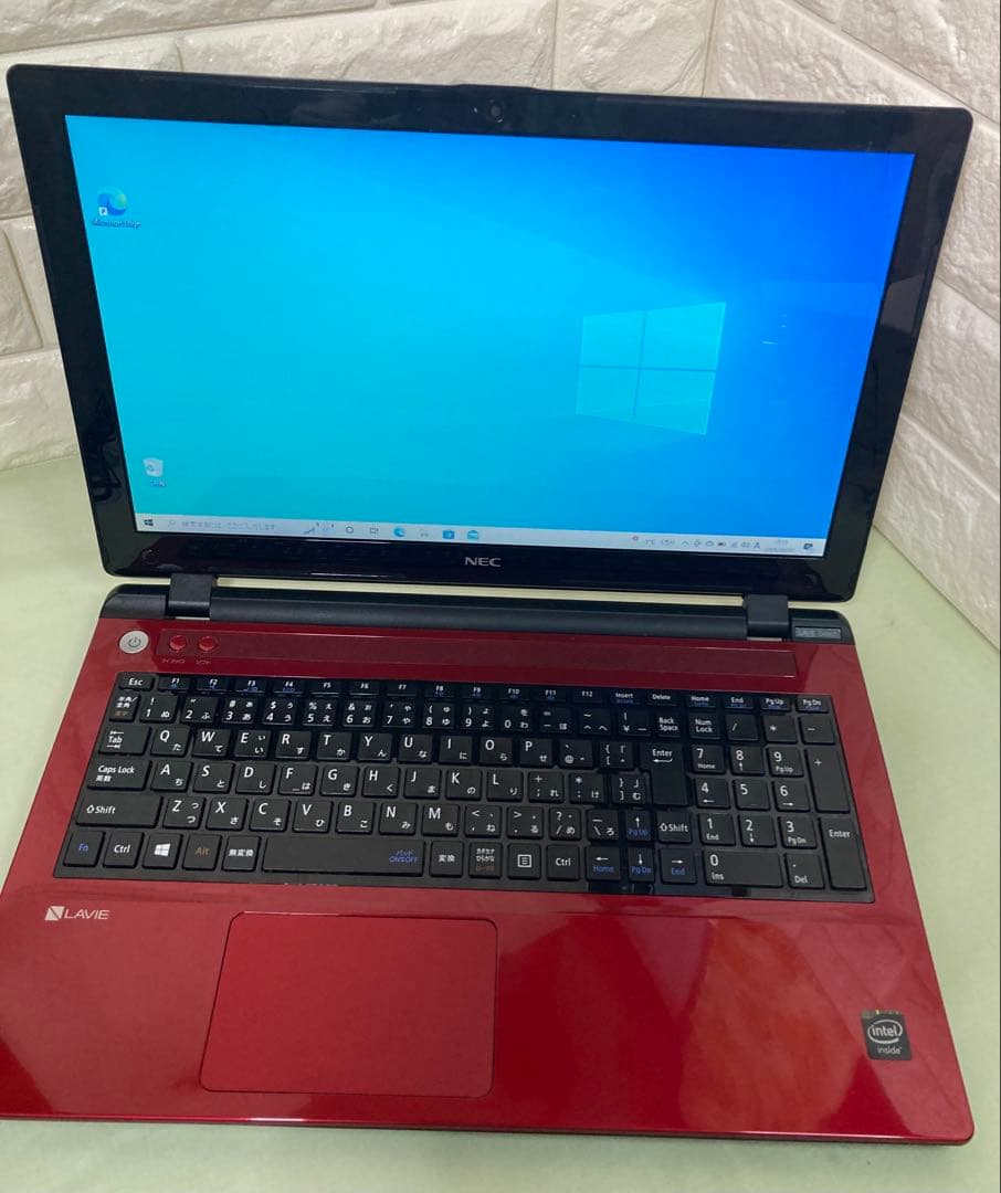 【NEC LAVIE 】爆速SSD Blu-ray対応　カメラ付き　レッド