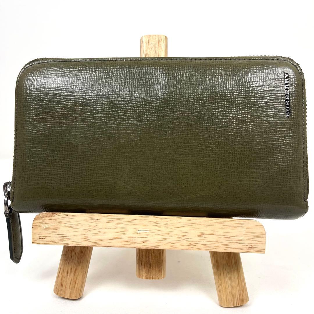 バーバリー　長財布　ラウンドファスナー　ロゴプレート　バイカラー　チェック柄