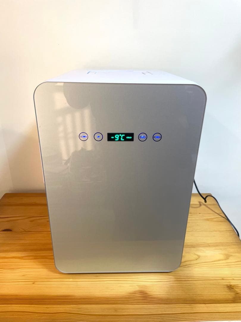 VERSOS（ベルソス）24L ダブルペルチェ冷温庫 VS-440　「7137