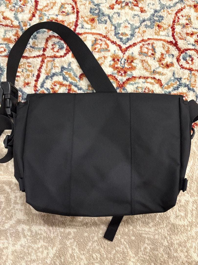 バッグ timbuk2 classic messenger bag s black