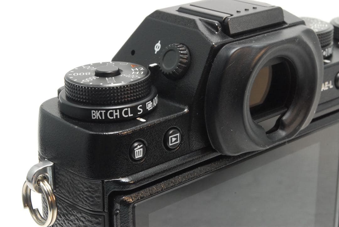 ❤️美品❤️ FUJIFILM X-T1 ❤️ボディ❤️フジフィルム❤️ミラーレス一眼レフ