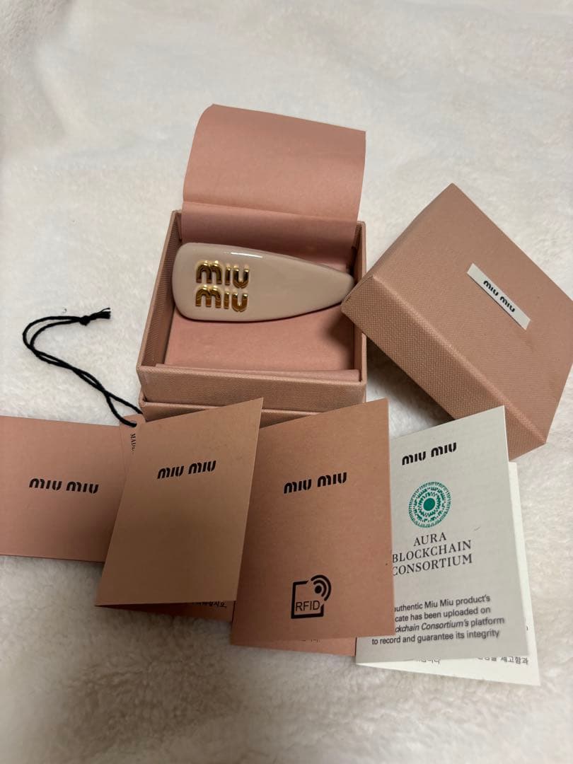 miu miu ピンク ヘアピン 正規品