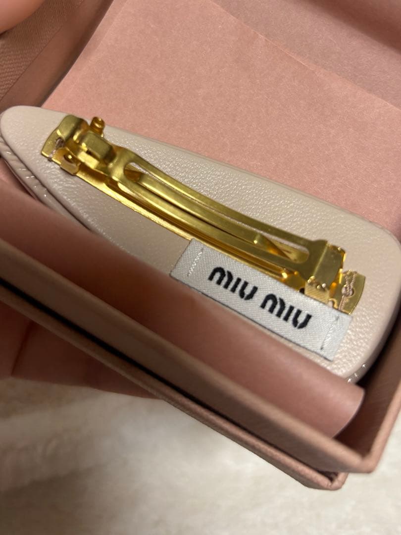 miu miu ピンク ヘアピン 正規品