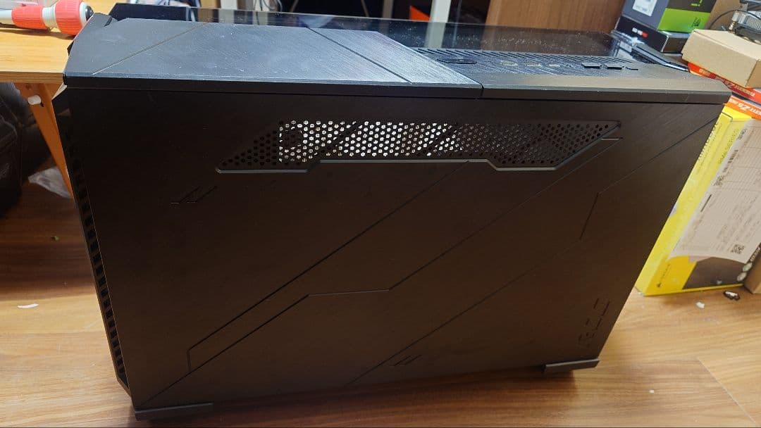 ROG Z11 itx gaming PCケース