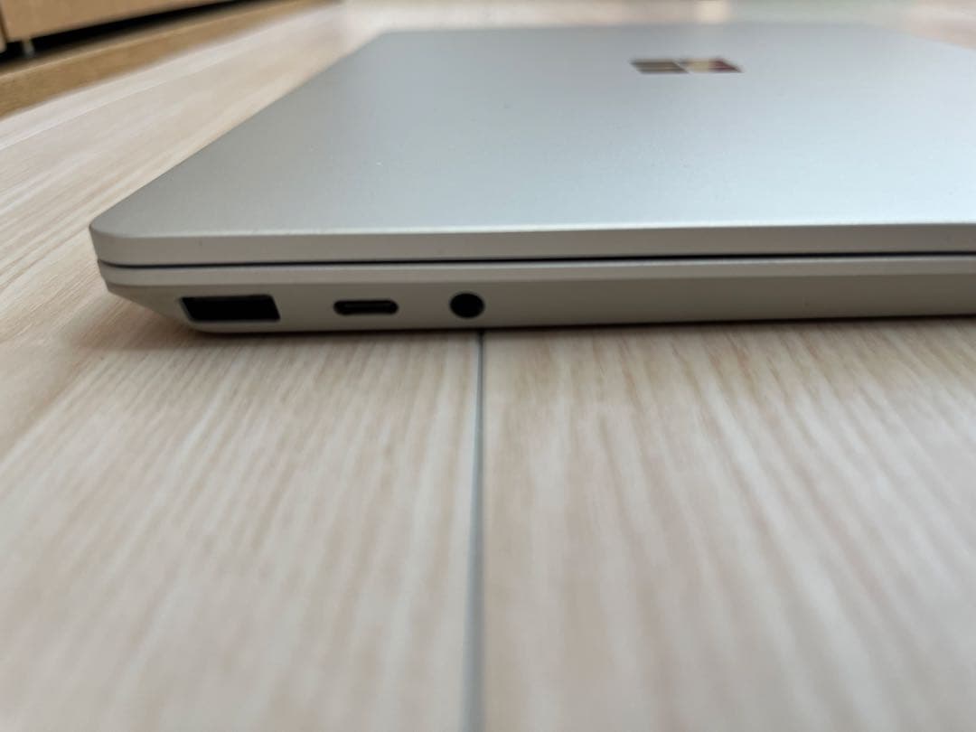Surface Laptop Go 3 ジャンク　シルバー
