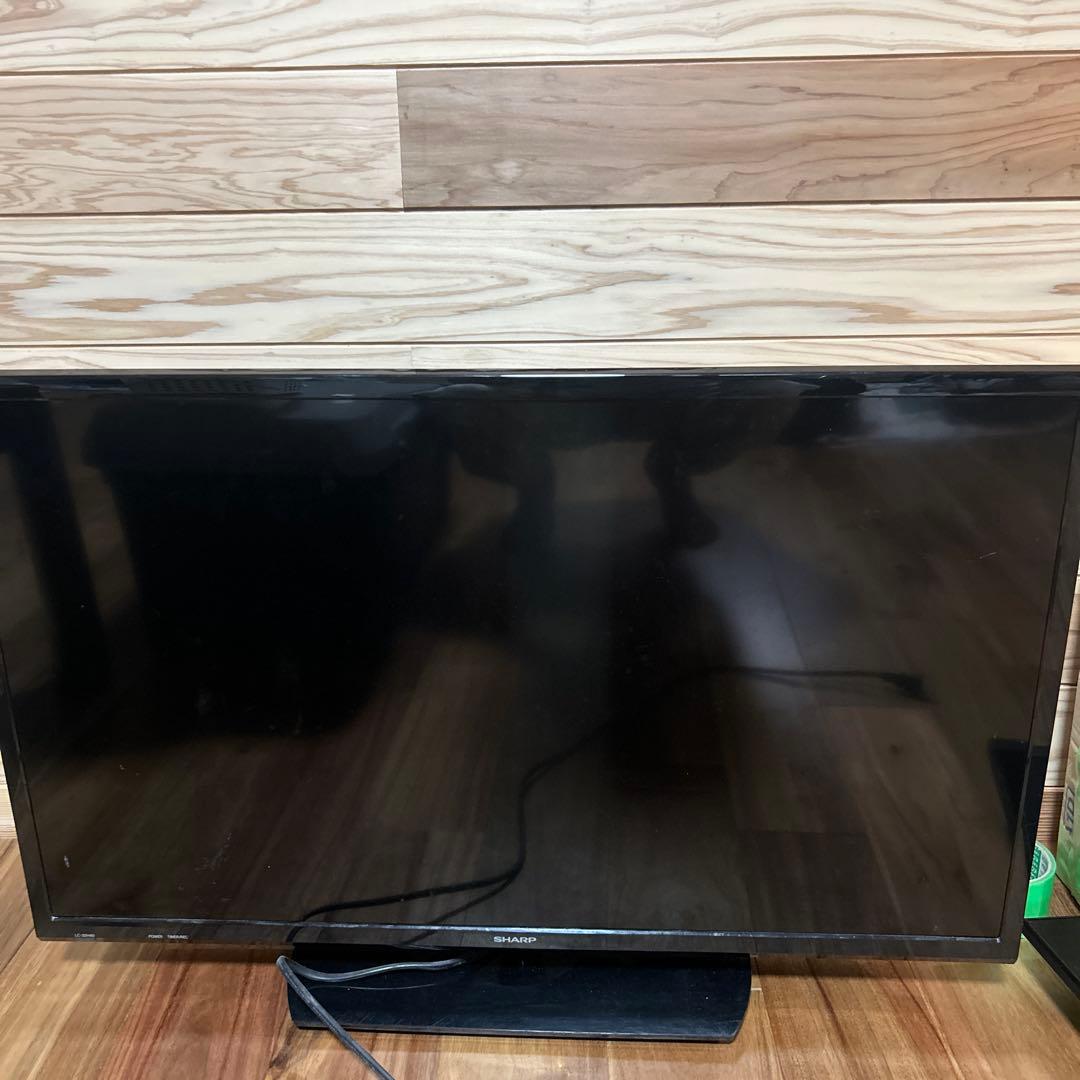 AQUOS 32インチ LCDテレビ