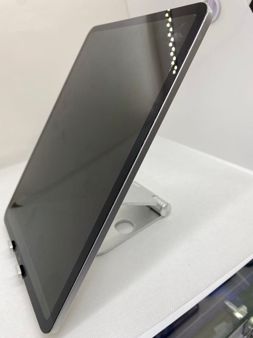 ジャンク品Ipad Pro 11インチ(第1世代) 256GB.KYD6M