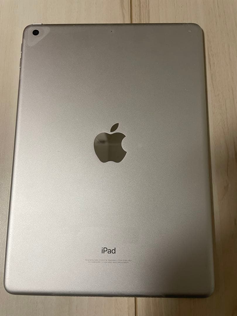 Apple iPad 第5世代 Wi-Fi 32GB 動作確認済み