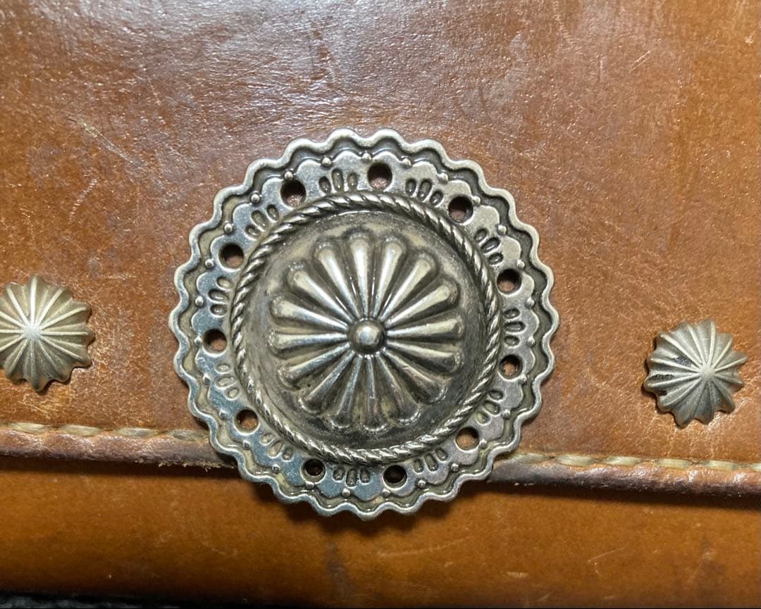 ゴローズ風　二つ折り長財布