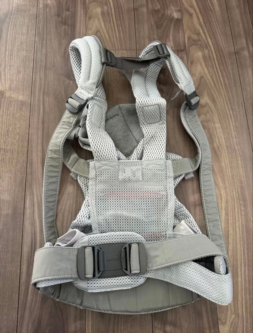 【最上級モデル】ベビービョルン 抱っこ紐 ハーモニー メッシュ シルバー 美品