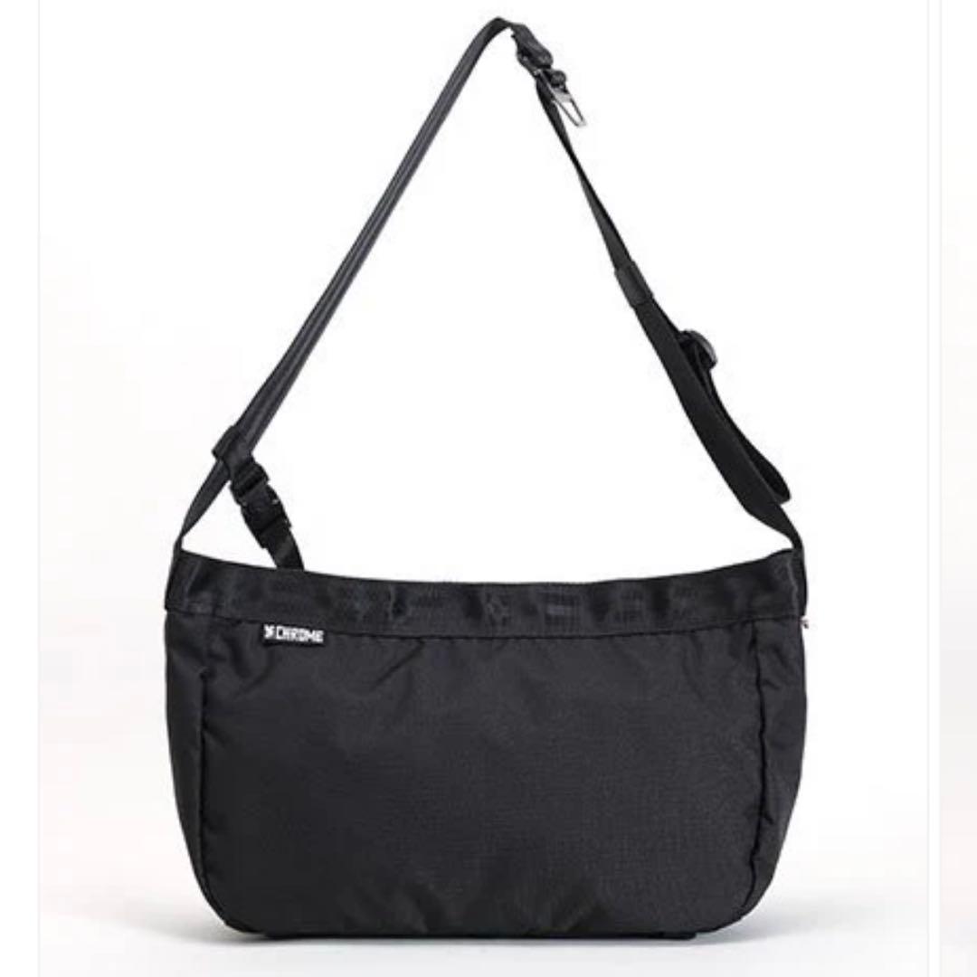 アレキサンダーリーチャン×クローム 大きめショルダーバック ブラック 黒 26L