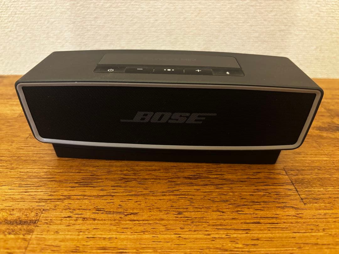 BOSE SoundLink Mini 付属品付き
