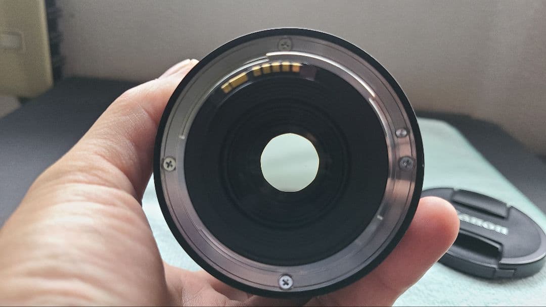 キヤノン EF16-35mm F4L IS USM