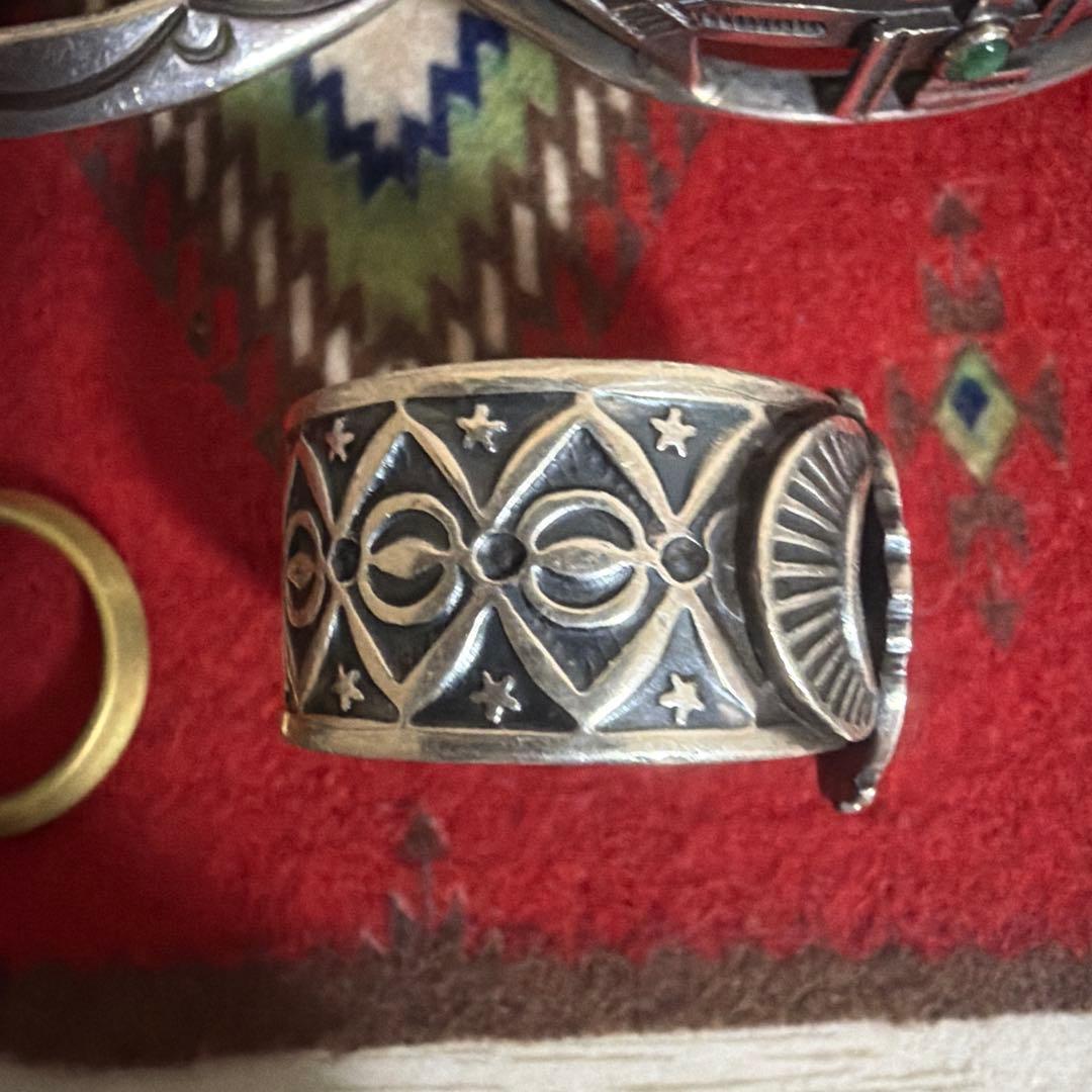 ボーリーブス　インディアンジュエリー　スタンプワーク　ナバホ　リング