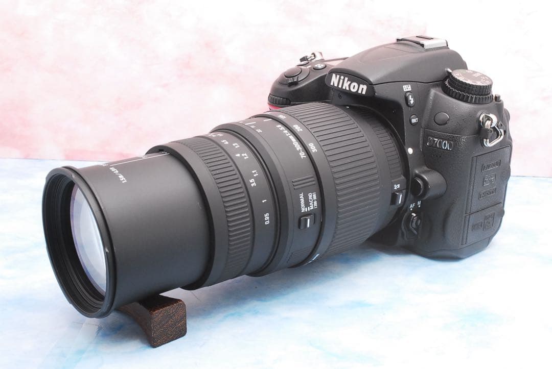 ニコン D7000☆一眼レフカメラ☆超望遠レンズ＆三脚☆遠距離撮影バッチリ！