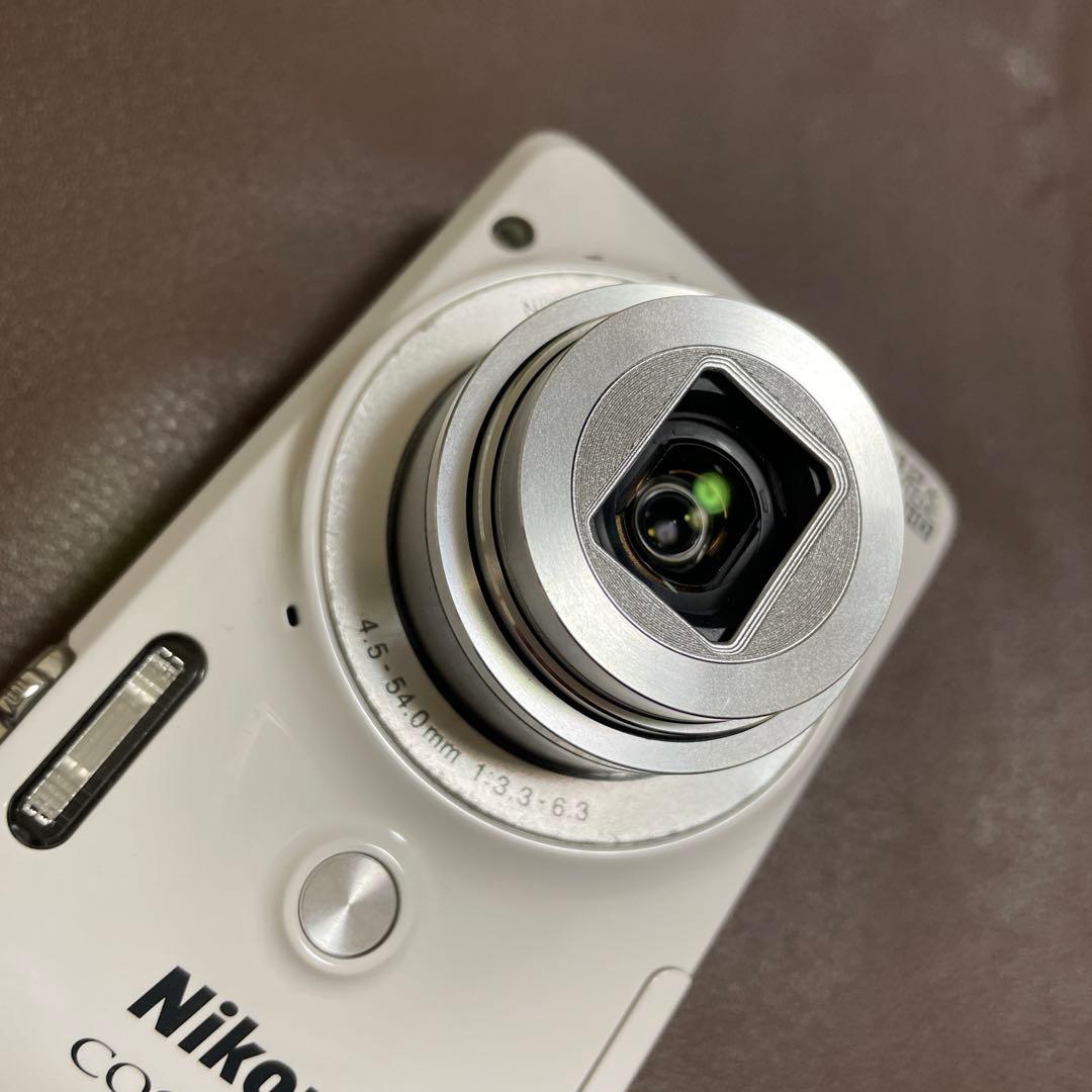 Nikon COOLPIX S6900 ホワイト　デジタルカメラ