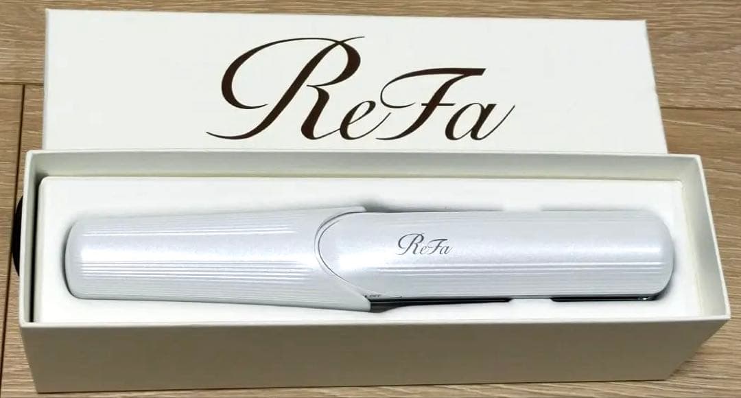 ReFa ビューティックフィンガーアイロン ホワイト 箱付き