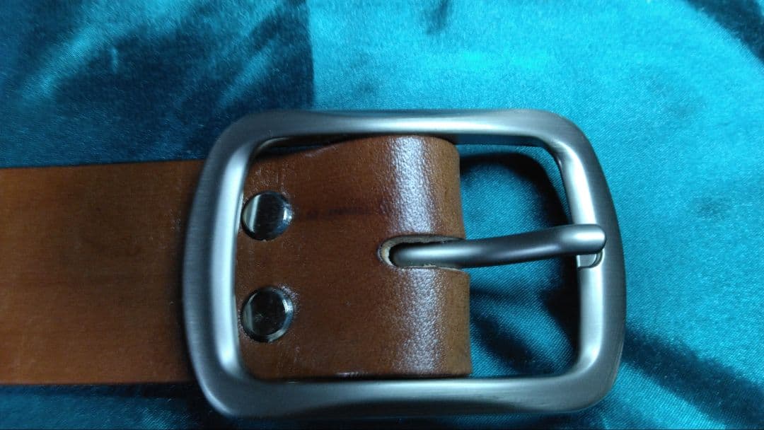 昭南ベンズレザーツタ＆フラワースタッズベルト　チョコ