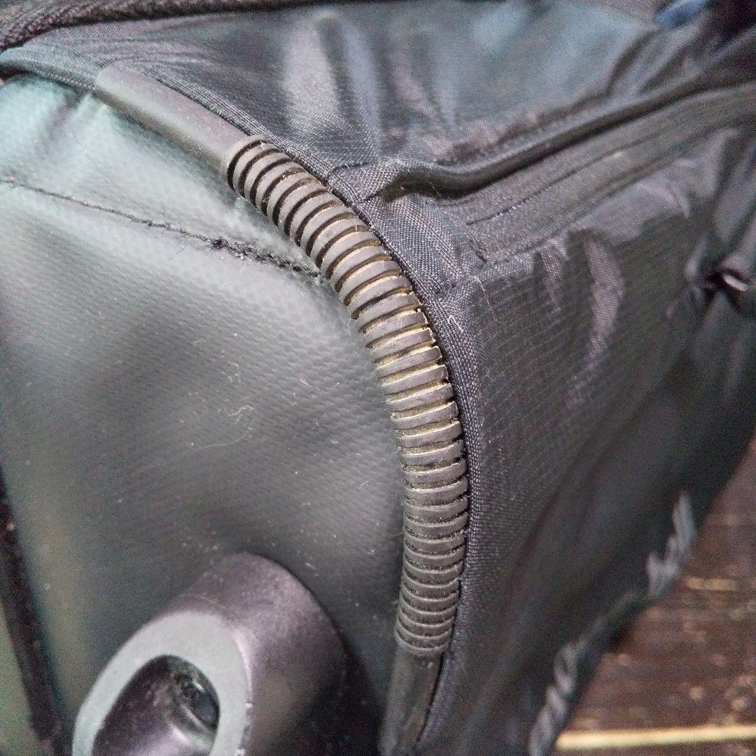 mont-bell ウィリーバッグ 60 黒　キャリーバック