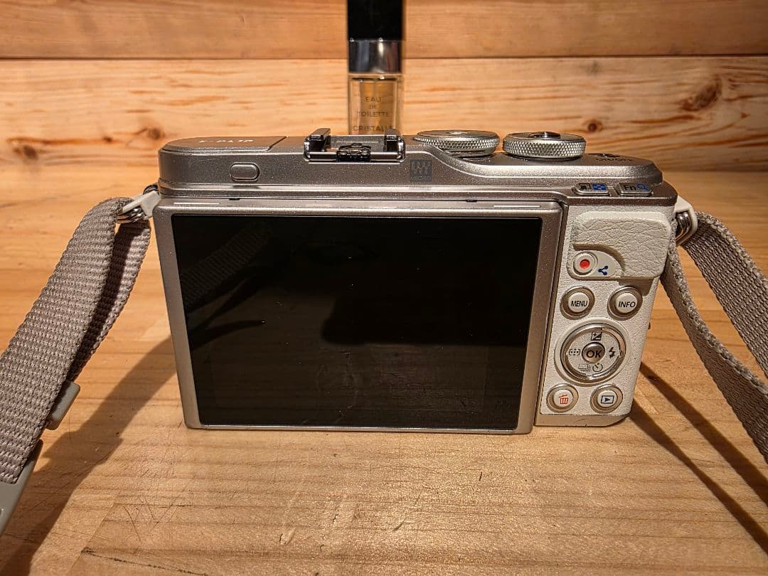 OLYMPUS オリンパス PEN E-PL9