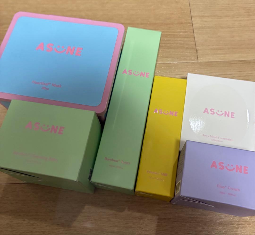 ASUNE クレンジング　トナー　ミルク　クリーム　パック　ファンデーション