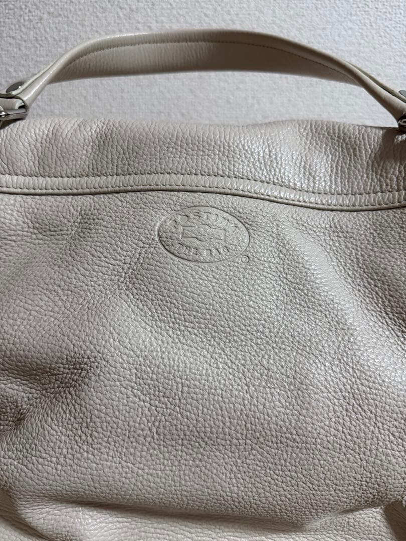 ザネラート　ポスティーナ　ベージュ、白