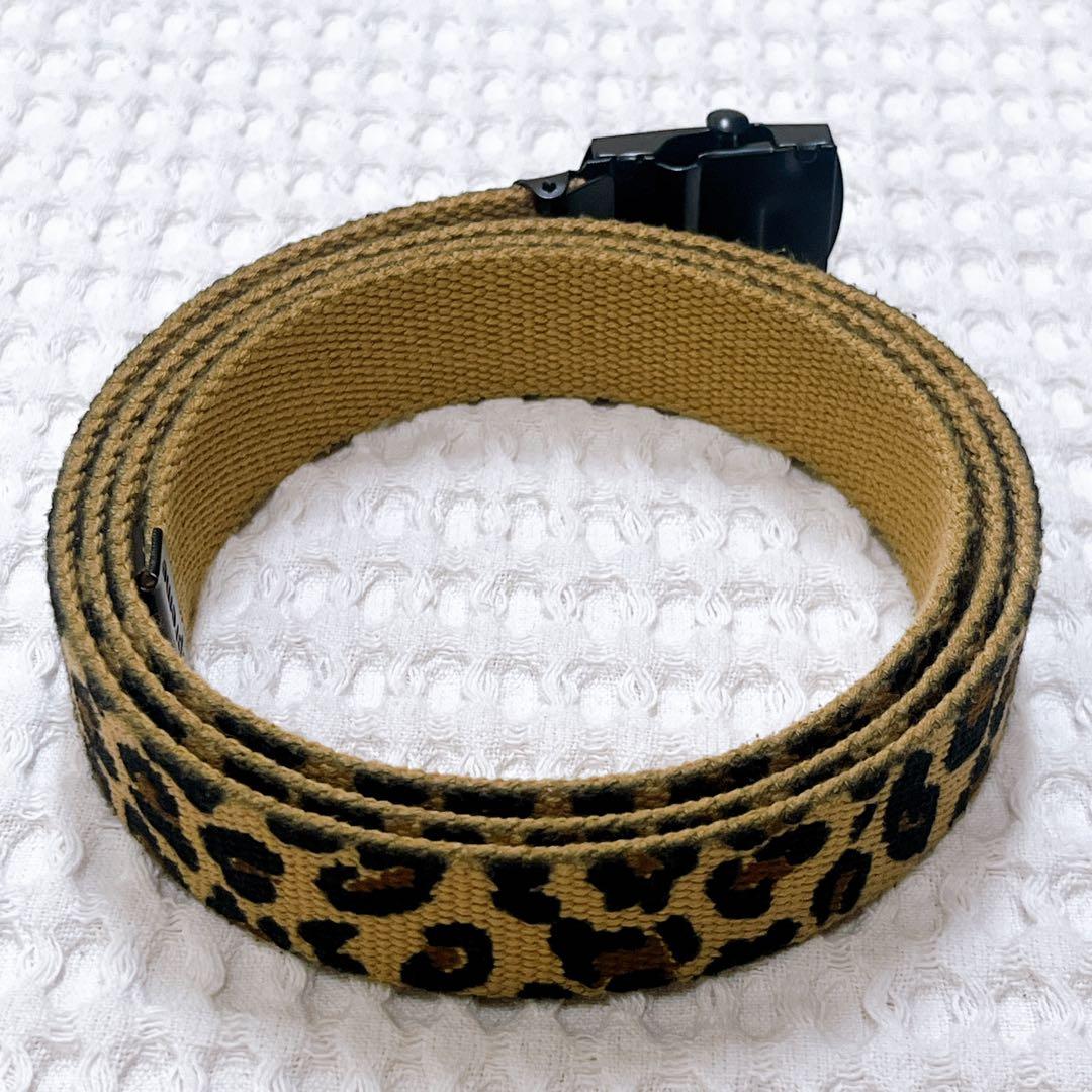 シュプリーム　トイマシーン　コラボ　レオパード柄　ヒョウ柄　ガチャベルト