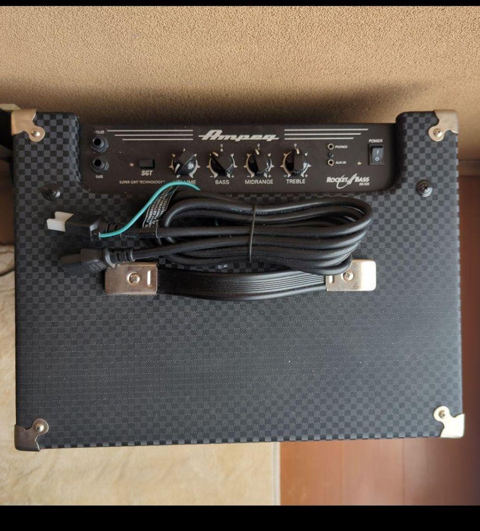 Ampeg アンペグ　ベースアンプ　RB108