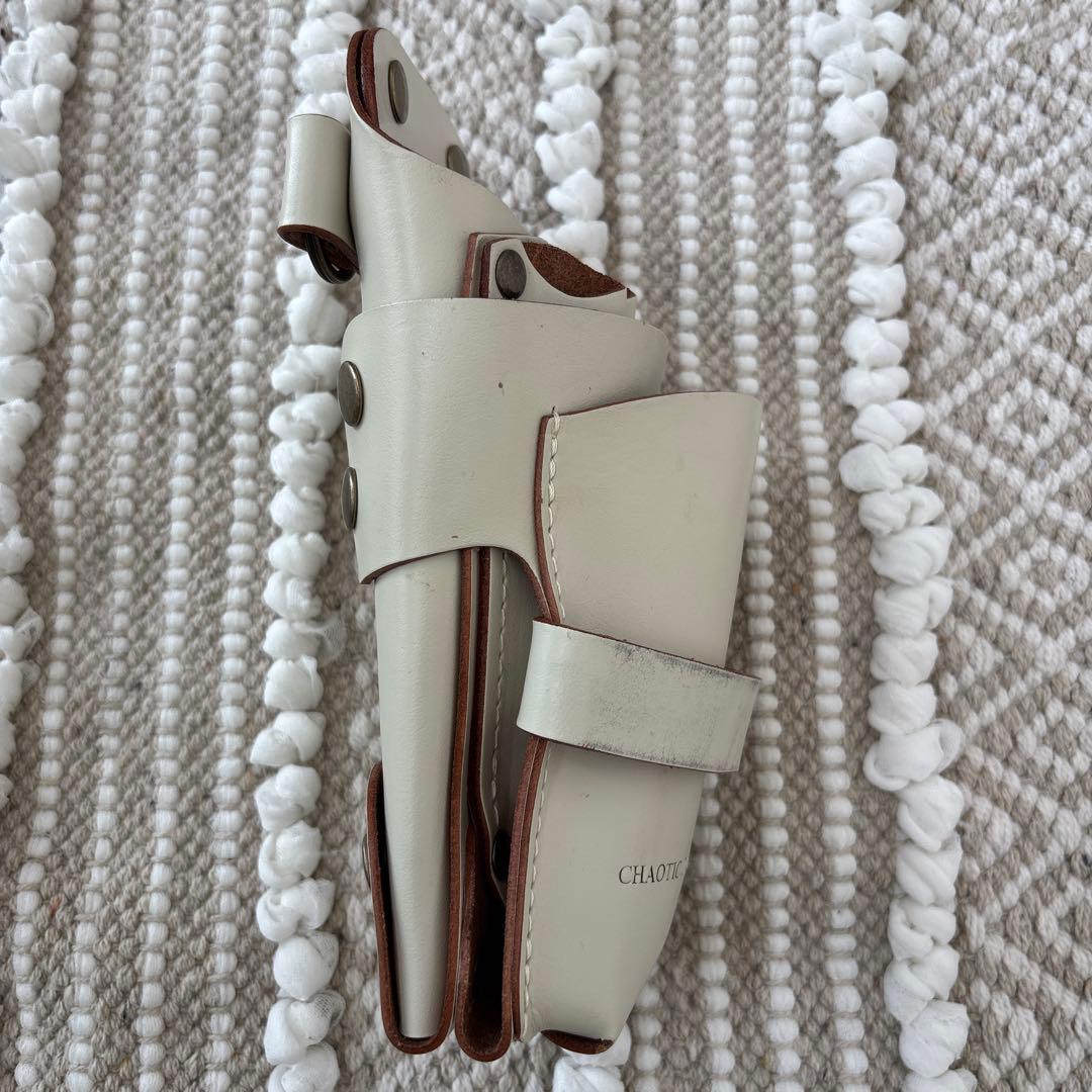 CHAOTIC ORIGIN DUB カオティックオリジンダブ牛革シザーケース