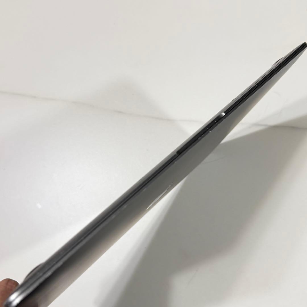 MacBook Air 13\" 2018 8GB/256GB スペースグレー