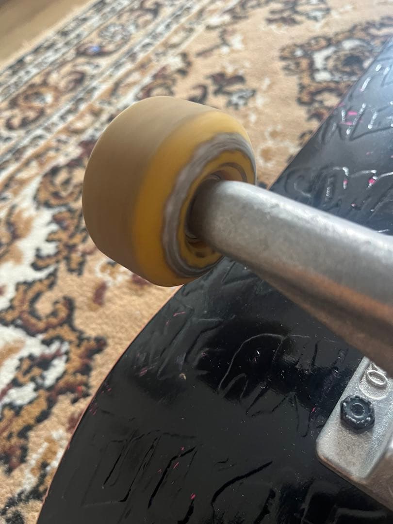 ファッキンオーサム　スケートボード　コンプリート　美品　値下げ可能