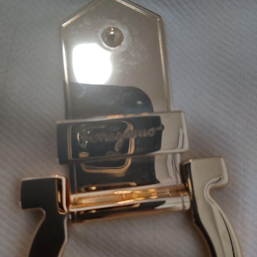 サルヴァトーレフェラガモ　クリーム色 スリーブレスドレス ワンピース　38