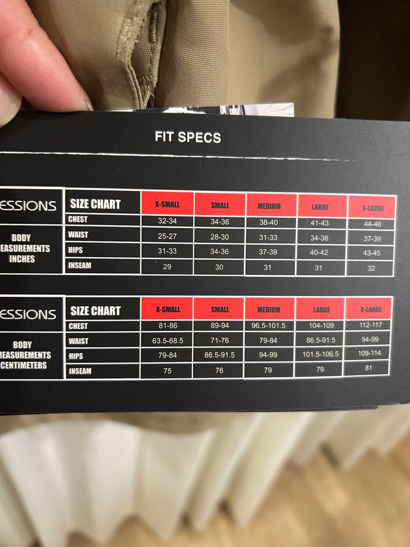 新品　SESSIONS Lサイズ　スノーボードジャケット