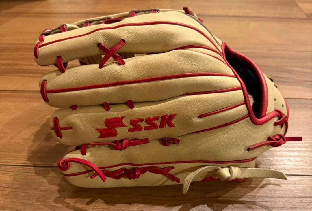 SSKプロエッジ 軟式グローブ ベージュ/赤