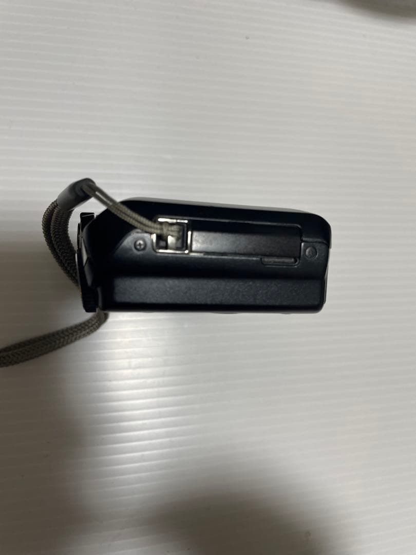 CASIO EX-H30 カメラ　カシオ