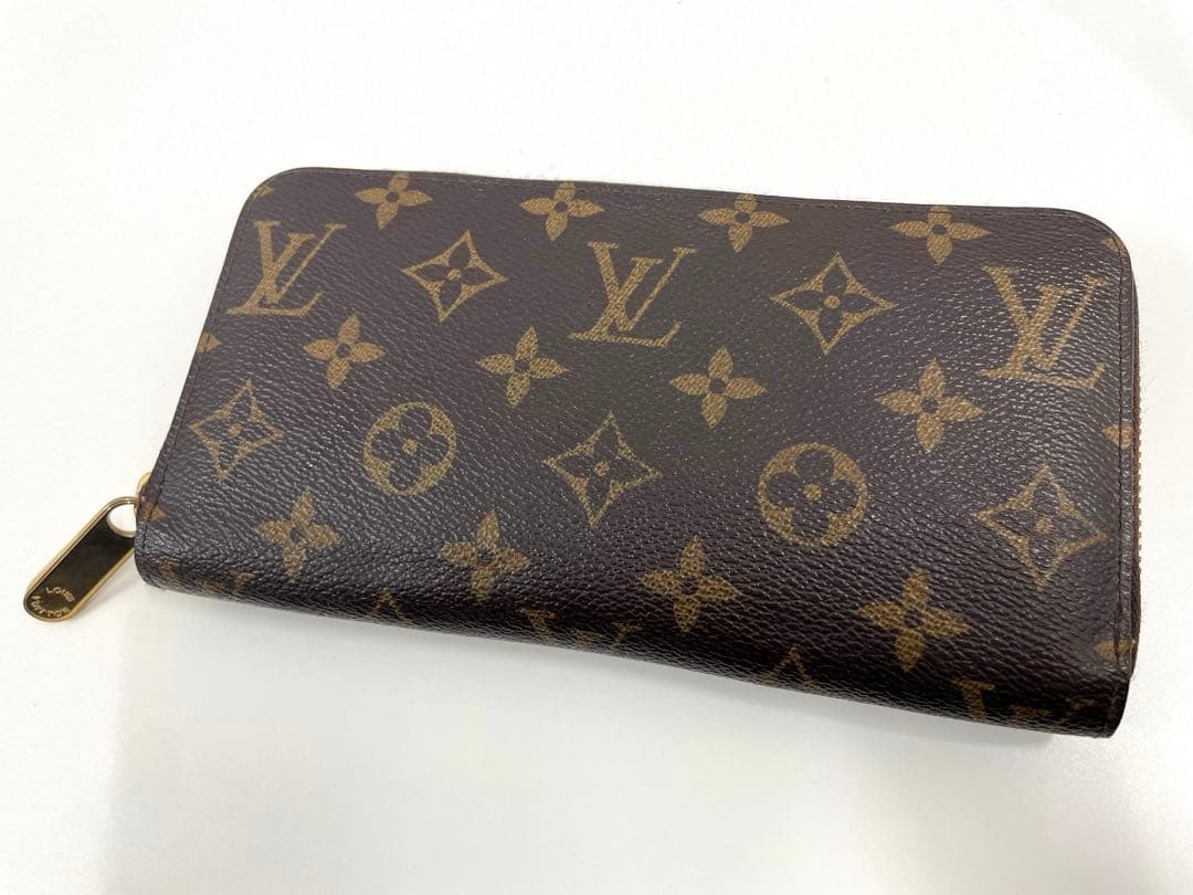Louis Vuitton モノグラムジッピーウォレット