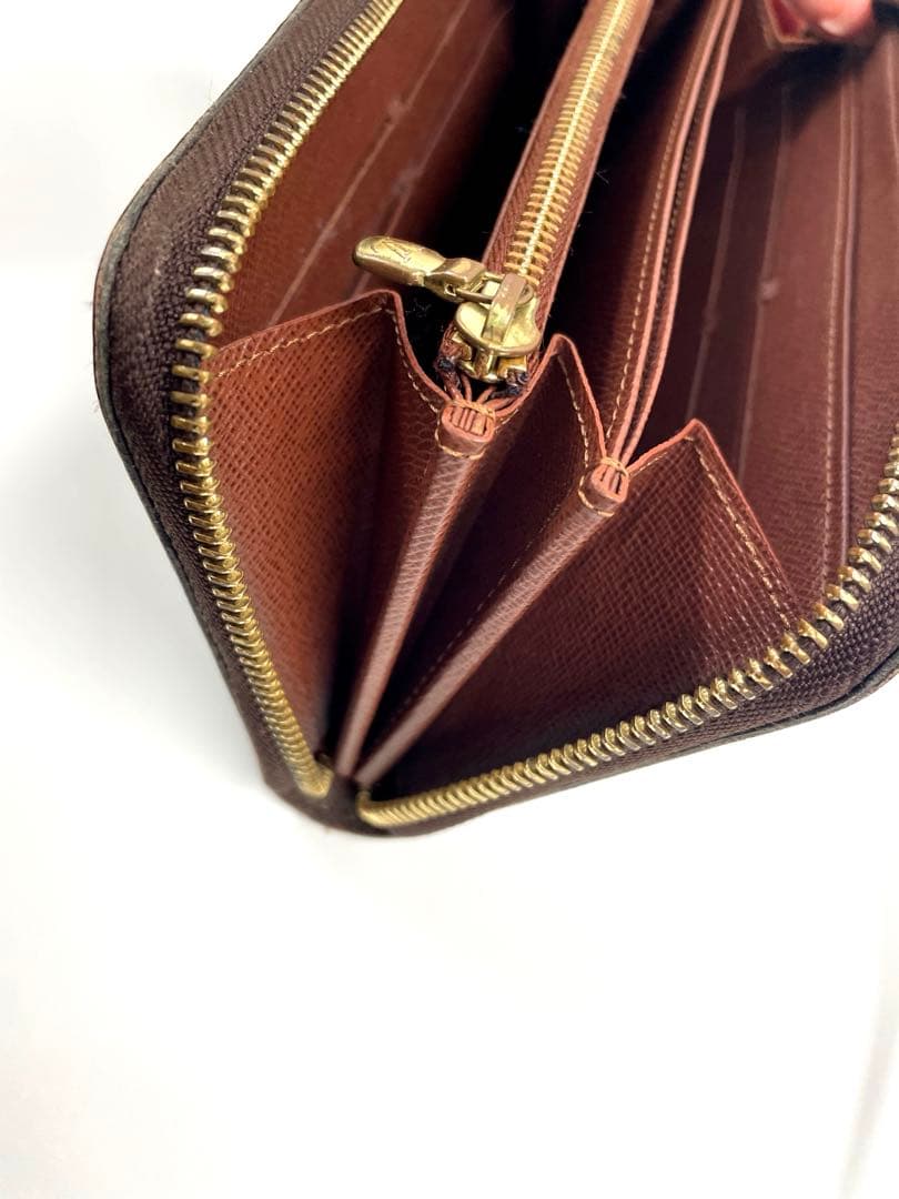 Louis Vuitton モノグラムジッピーウォレット