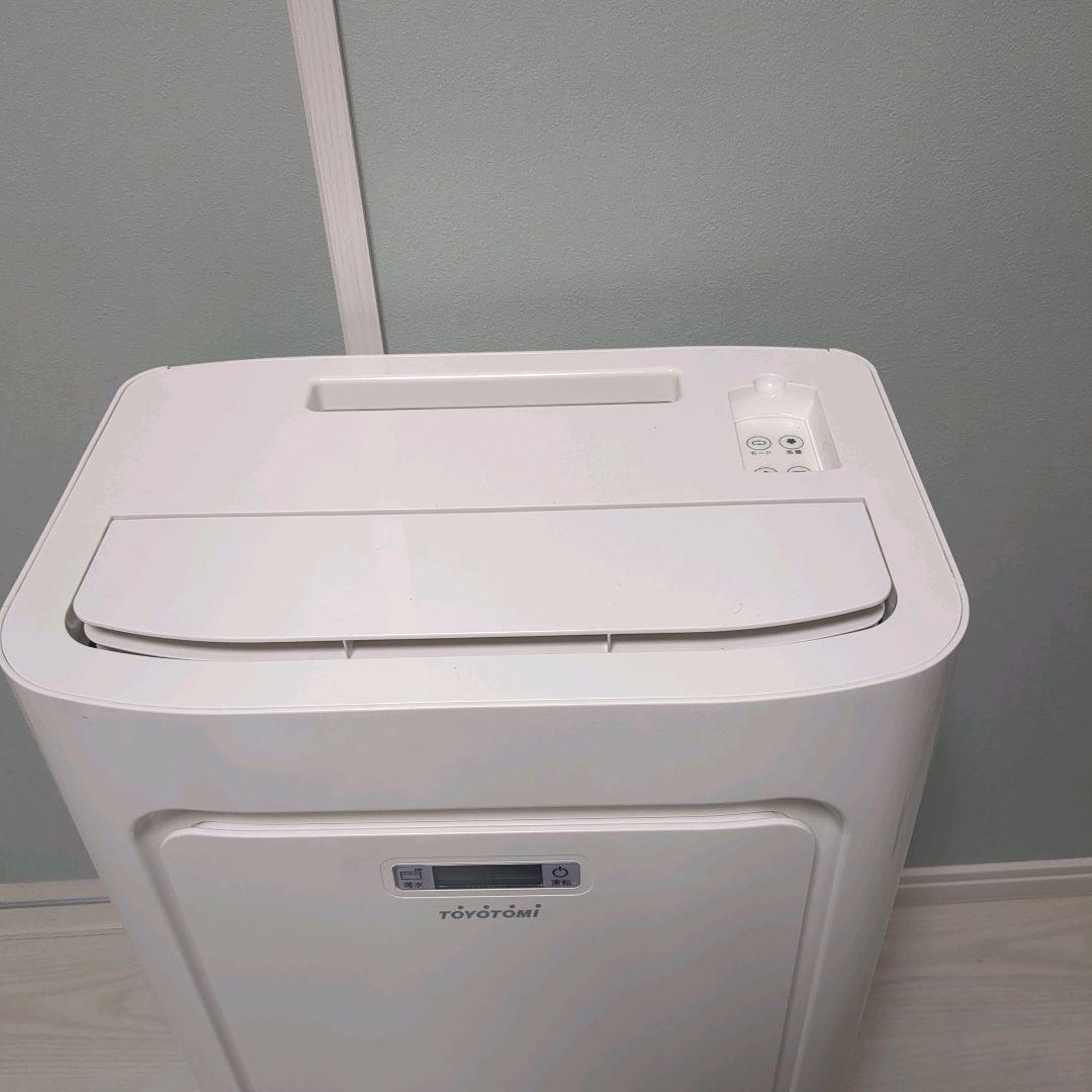 トヨトミ スポット冷暖エアコン　TAD-22KW