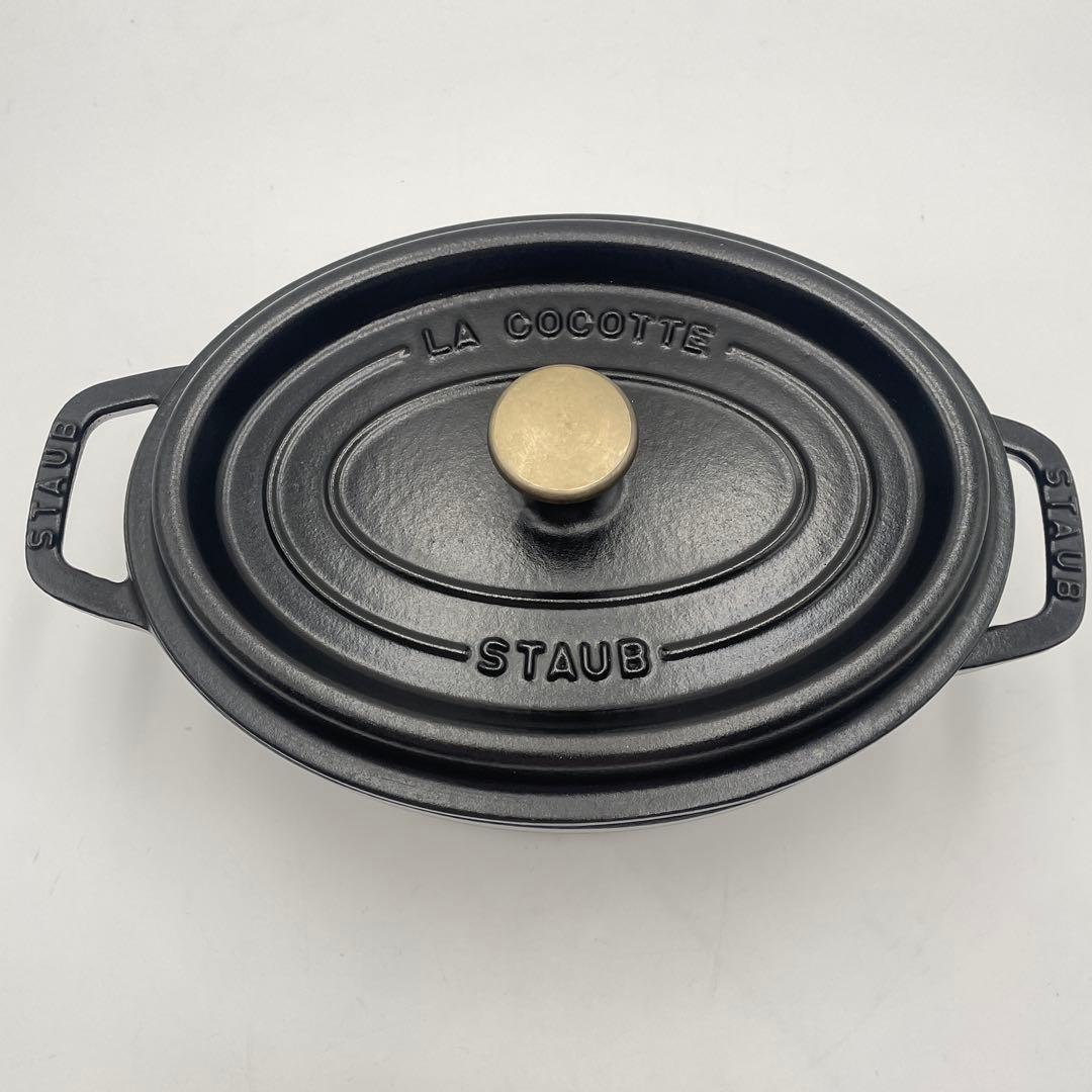staub ストウブ　ピコ•ココット オーバル　23cm ブラック 両手鍋