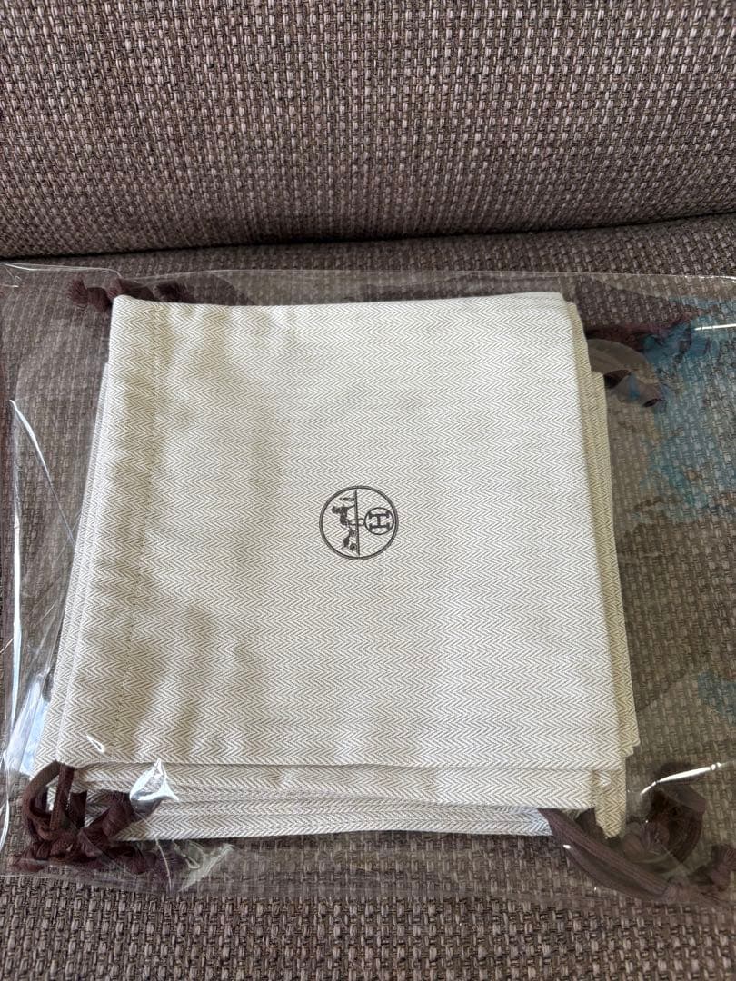 正規品美品　HERMES エルメス　巾着袋 保存袋（21x21cm）3枚セット