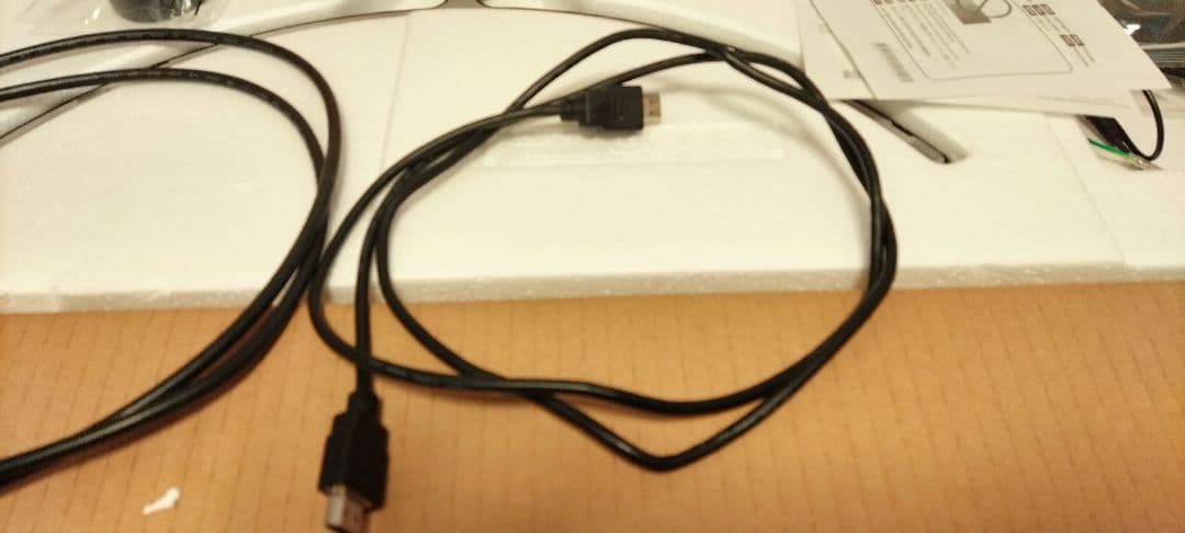 LG 32UK550-B 31.5インチ 4Kモニター