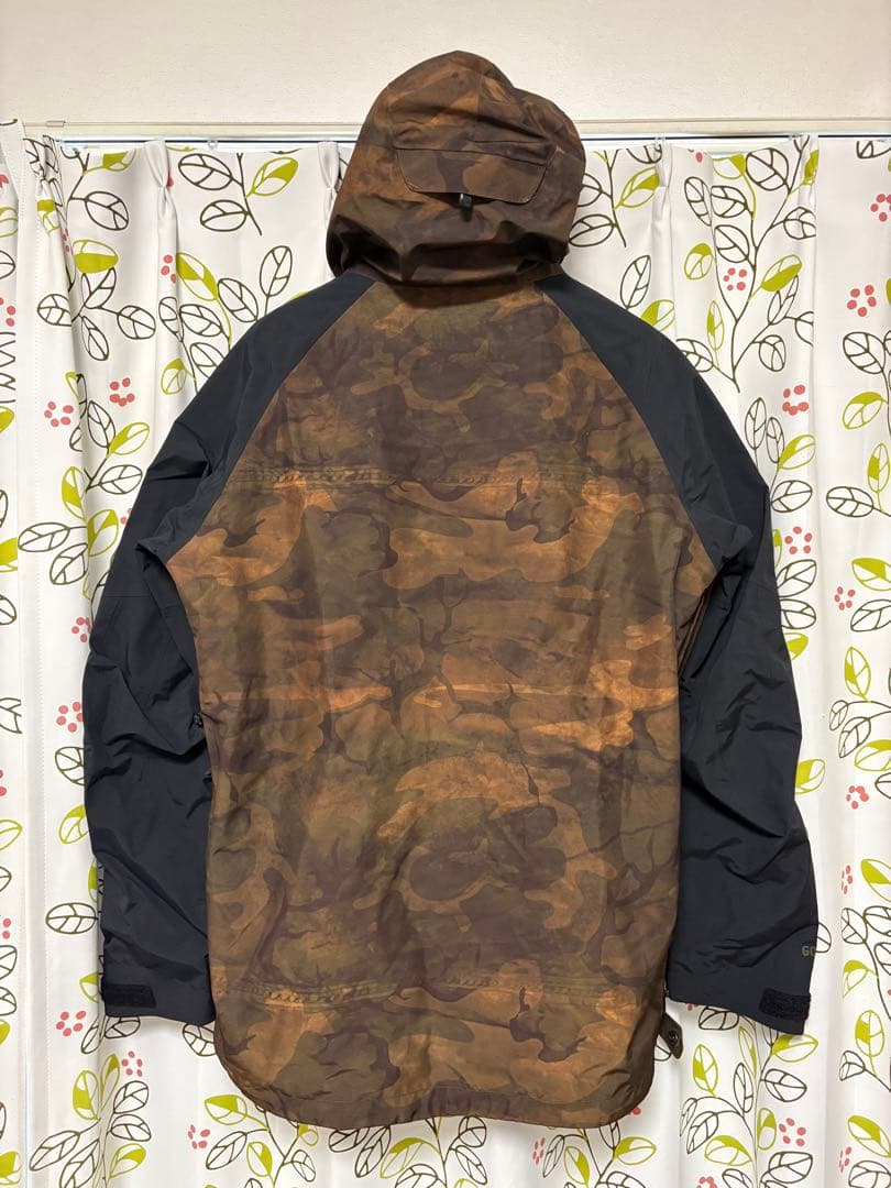 [ak] BURTON GORE-TEXスノーボードウェア M 迷彩