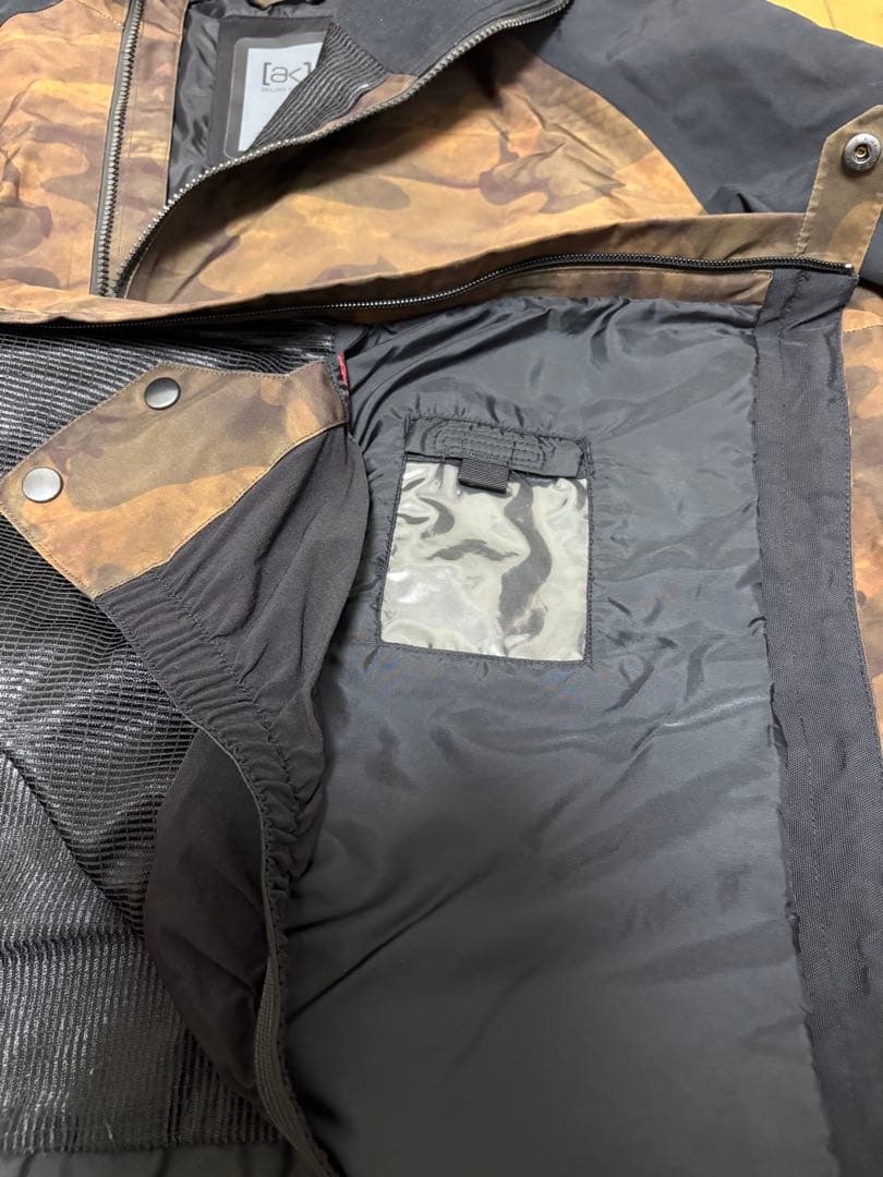 [ak] BURTON GORE-TEXスノーボードウェア M 迷彩