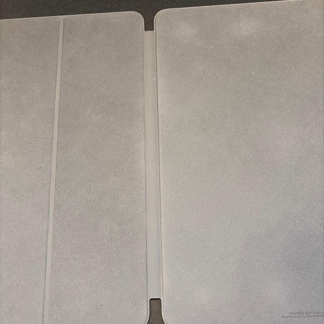 13インチiPad Air（M3）用Smart Folio チャコールグレイ