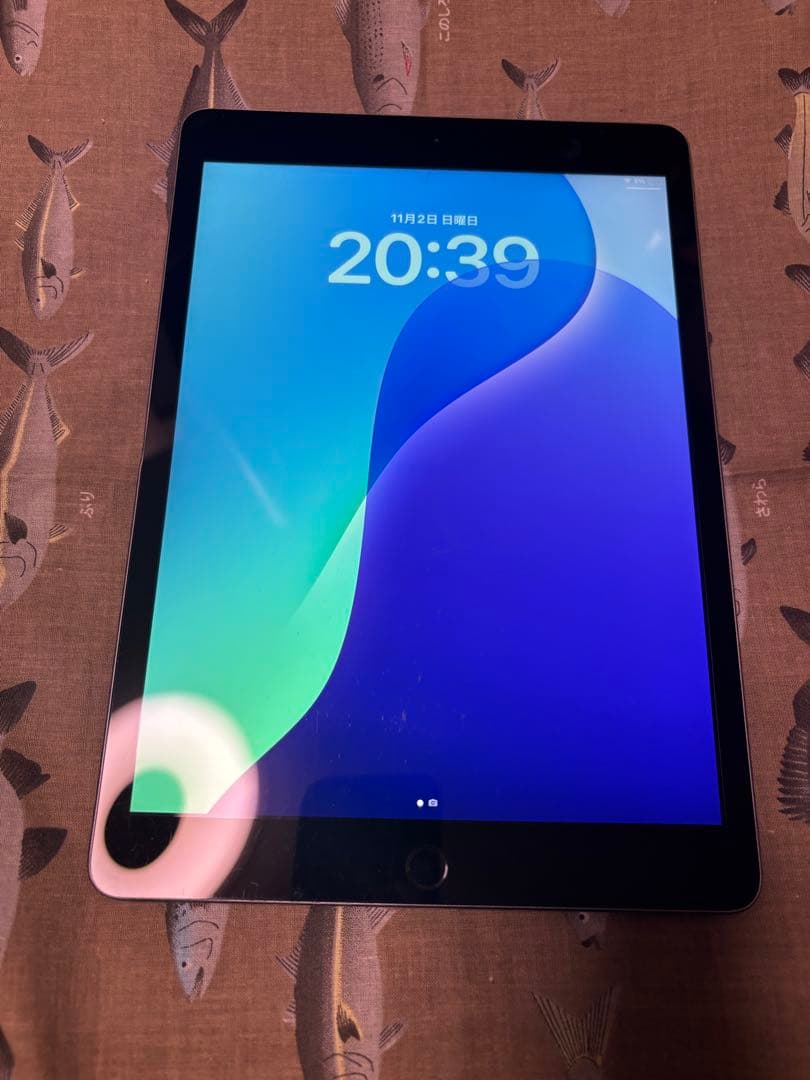 iPad 第8世代　128GB wi-fiモデル